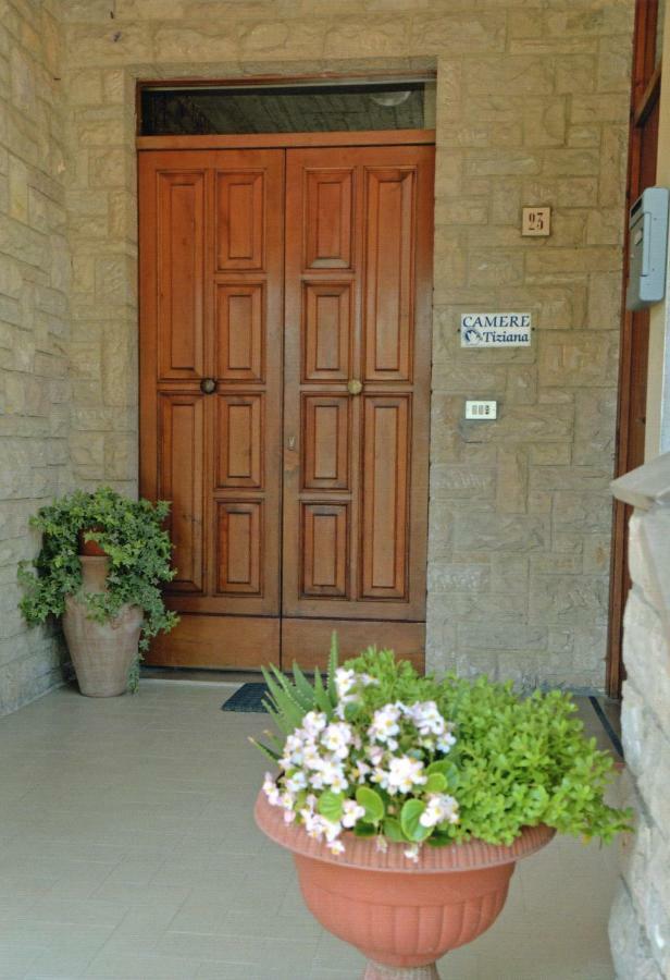 Camere Tiziana Assise Extérieur photo